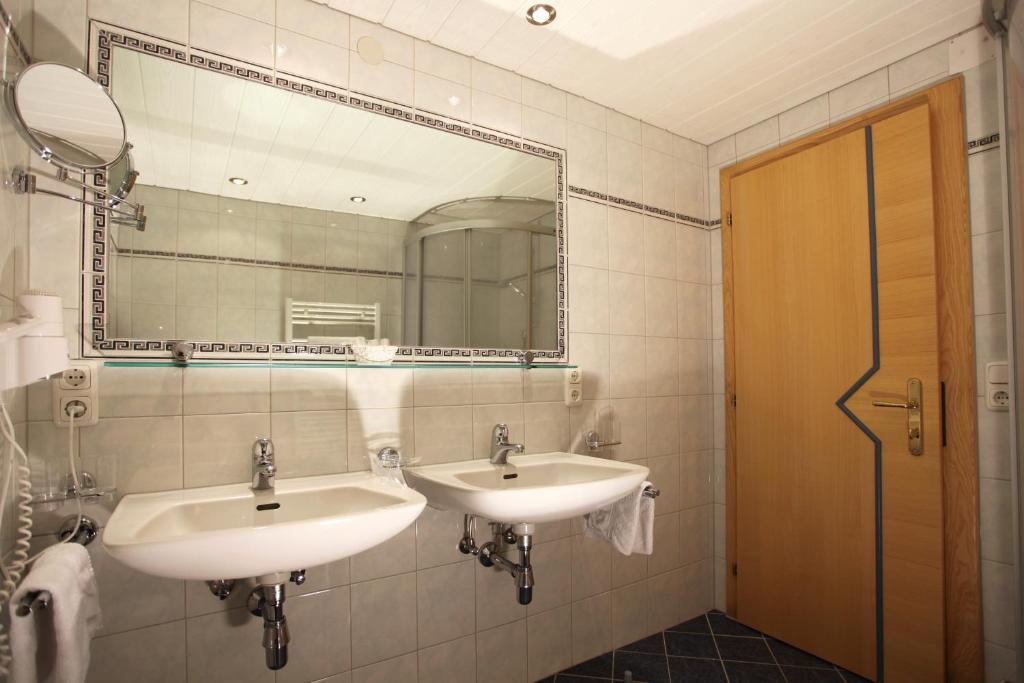 Haus Helga Hotel Капл Стая снимка